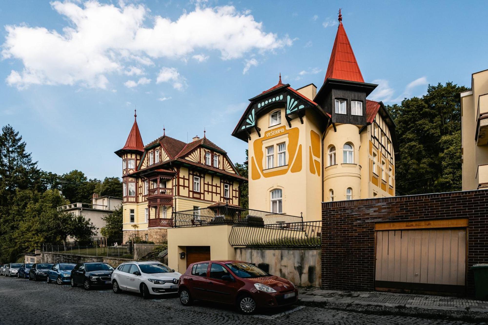 Vila Vysehrad ลูฮาโชวิตเซอ ภายนอก รูปภาพ